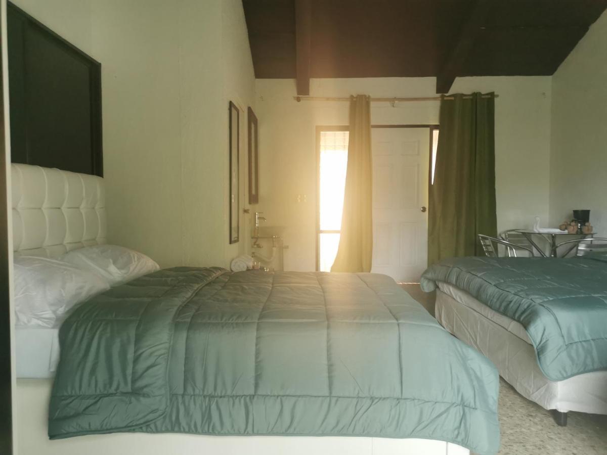 Casona Del Valle Potrerillos ภายนอก รูปภาพ