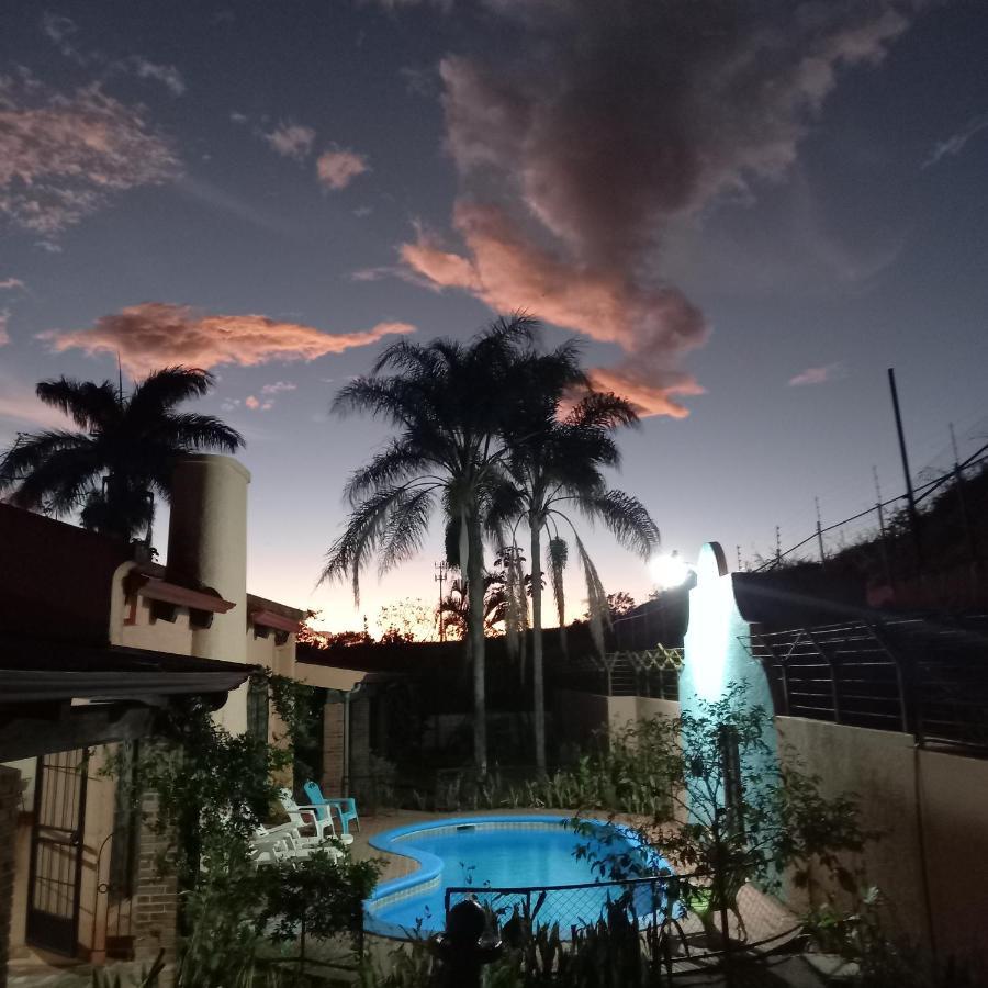 Casona Del Valle Potrerillos ภายนอก รูปภาพ